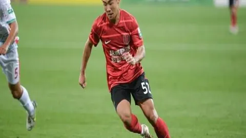 罗纳尔多面临重大决策：一举签下哈兰德、莱万等七位顶级前锋